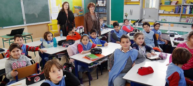 Les-CE2-reçoivent-lauteure-Youmna-Medlej-Jazzar